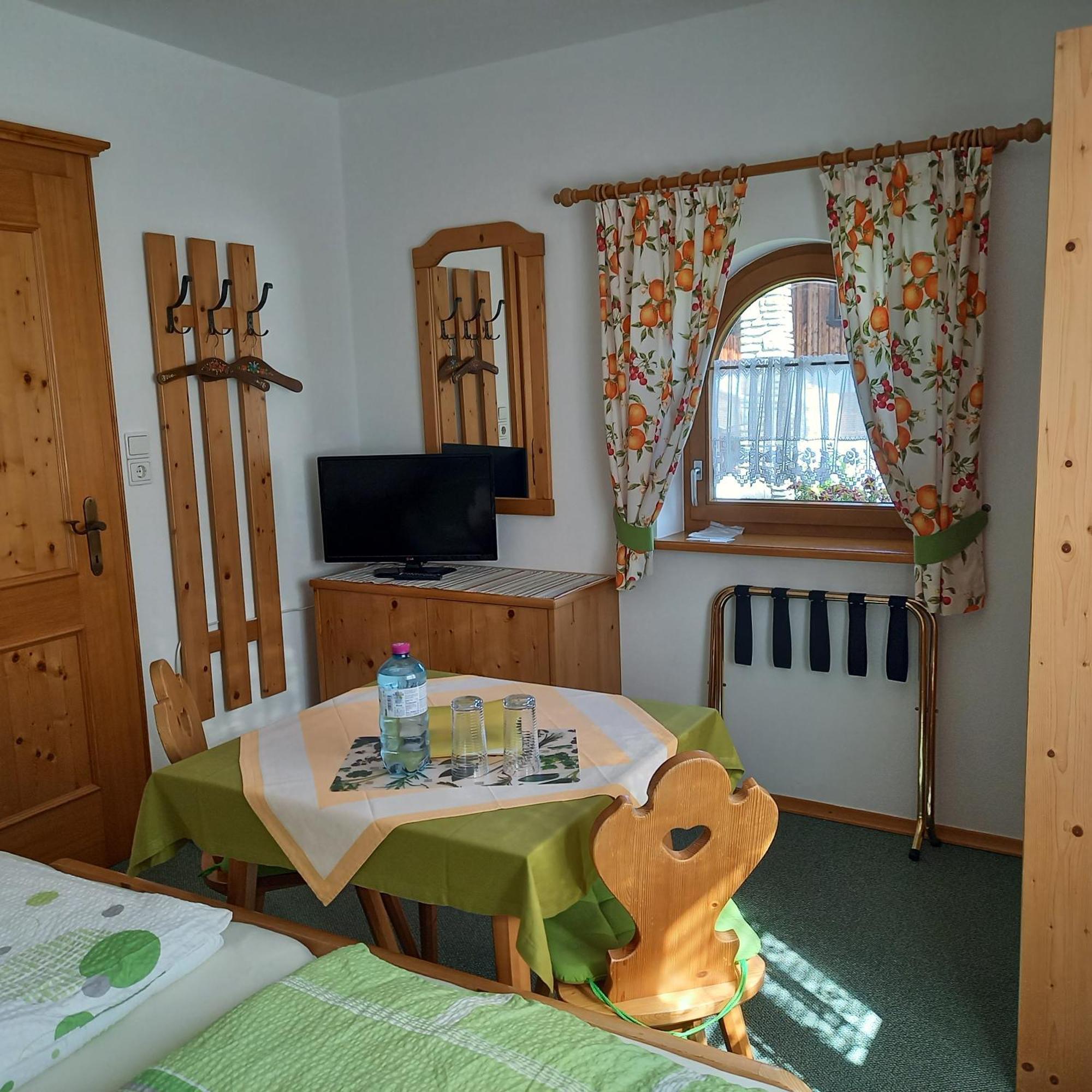 Gaestehaus Sieglinde Гозау Екстер'єр фото