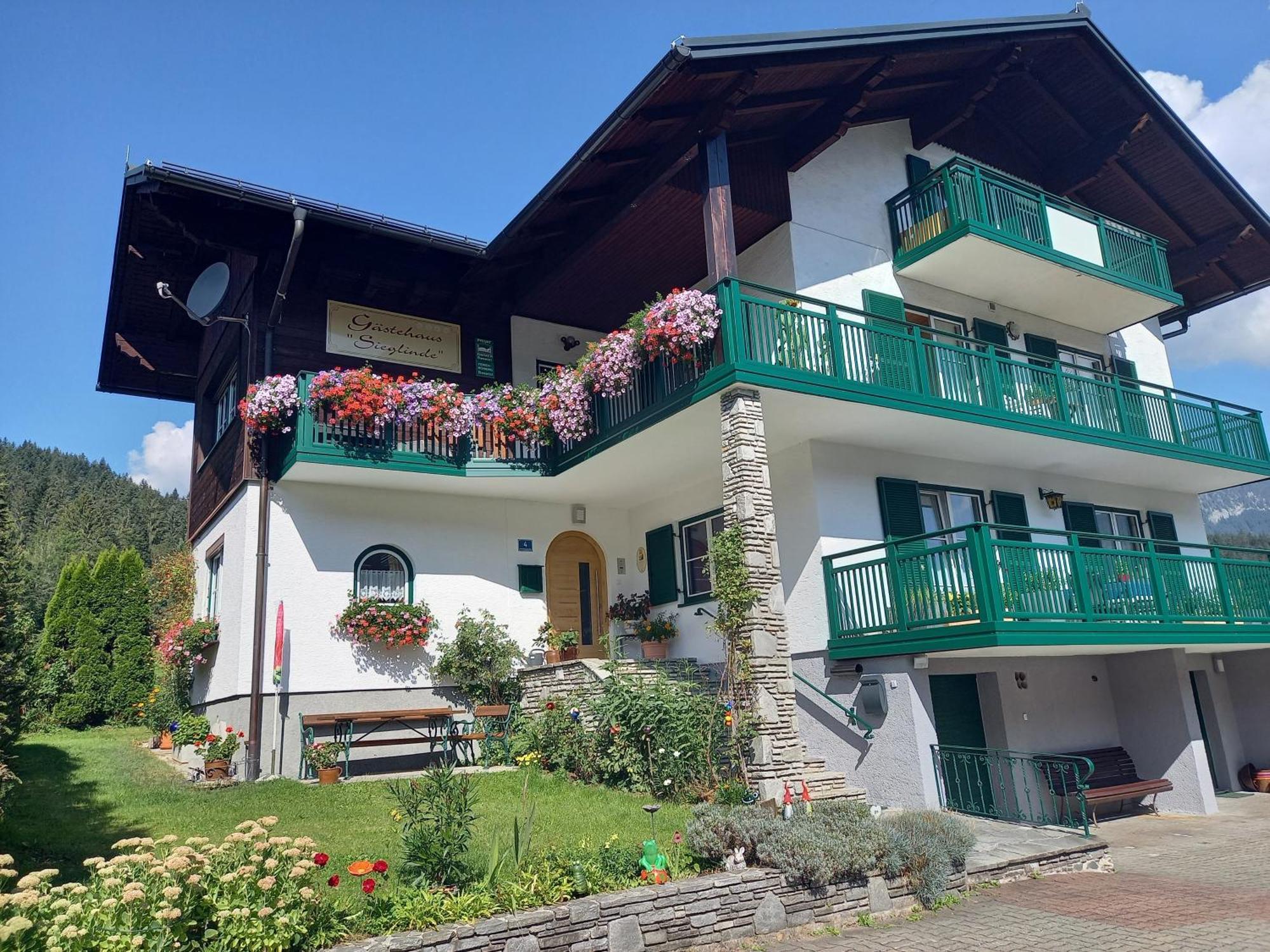 Gaestehaus Sieglinde Гозау Екстер'єр фото